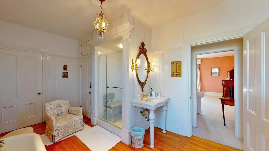 30 Summer Street Kennebunk ME 04043