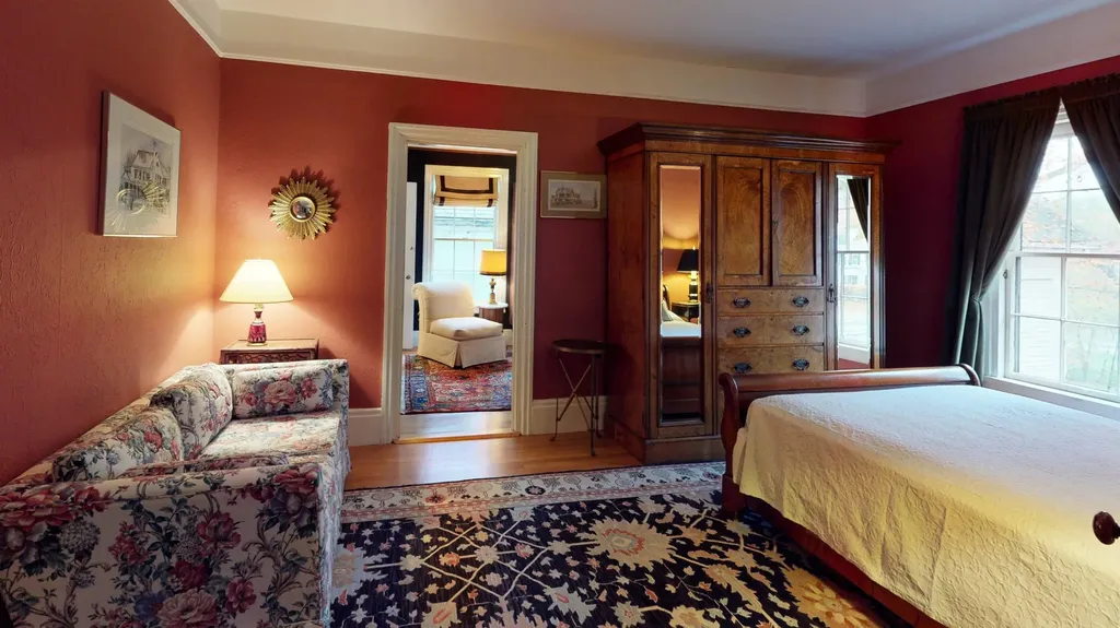 30 Summer Street Kennebunk ME 04043