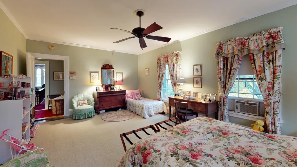 30 Summer Street Kennebunk ME 04043