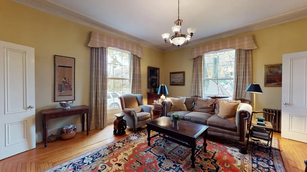30 Summer Street Kennebunk ME 04043