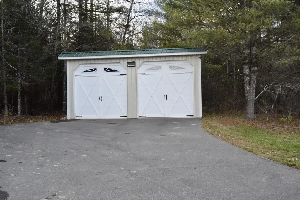 486 Hampden Road Carmel ME 04419
