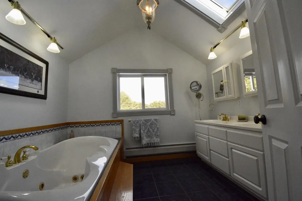 486 Hampden Road Carmel ME 04419