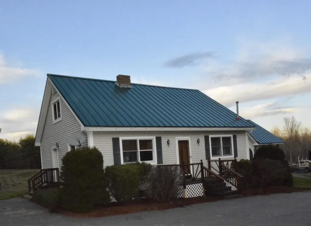 486 Hampden Road Carmel ME 04419