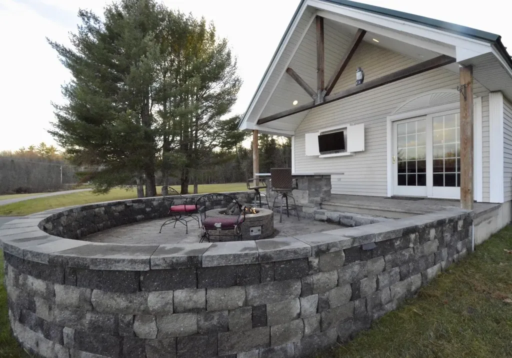 486 Hampden Road Carmel ME 04419