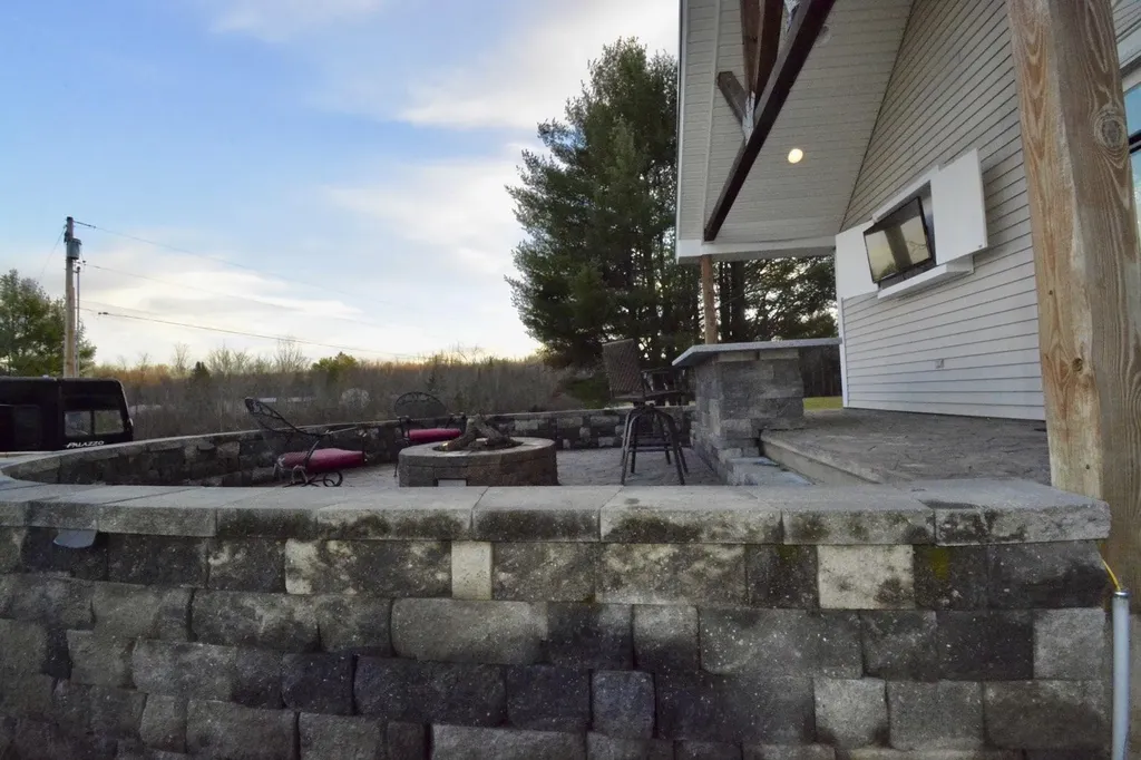 486 Hampden Road Carmel ME 04419