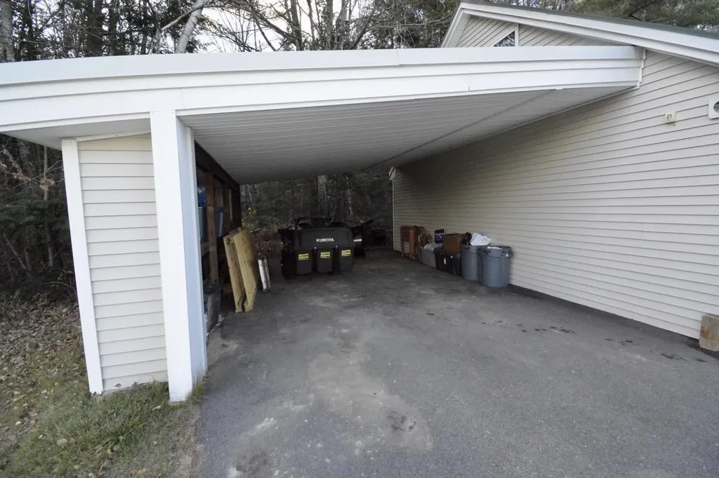 486 Hampden Road Carmel ME 04419