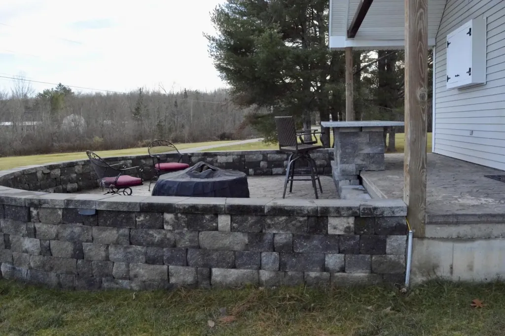486 Hampden Road Carmel ME 04419