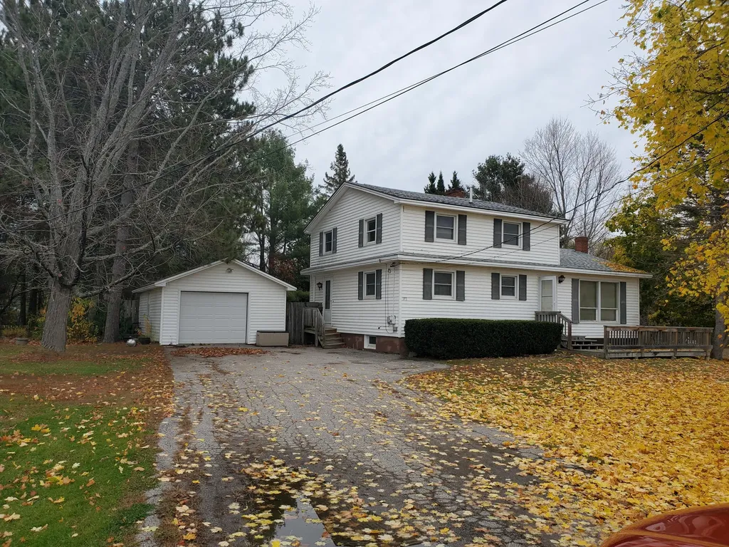 193 Williams Road Newport ME 04953