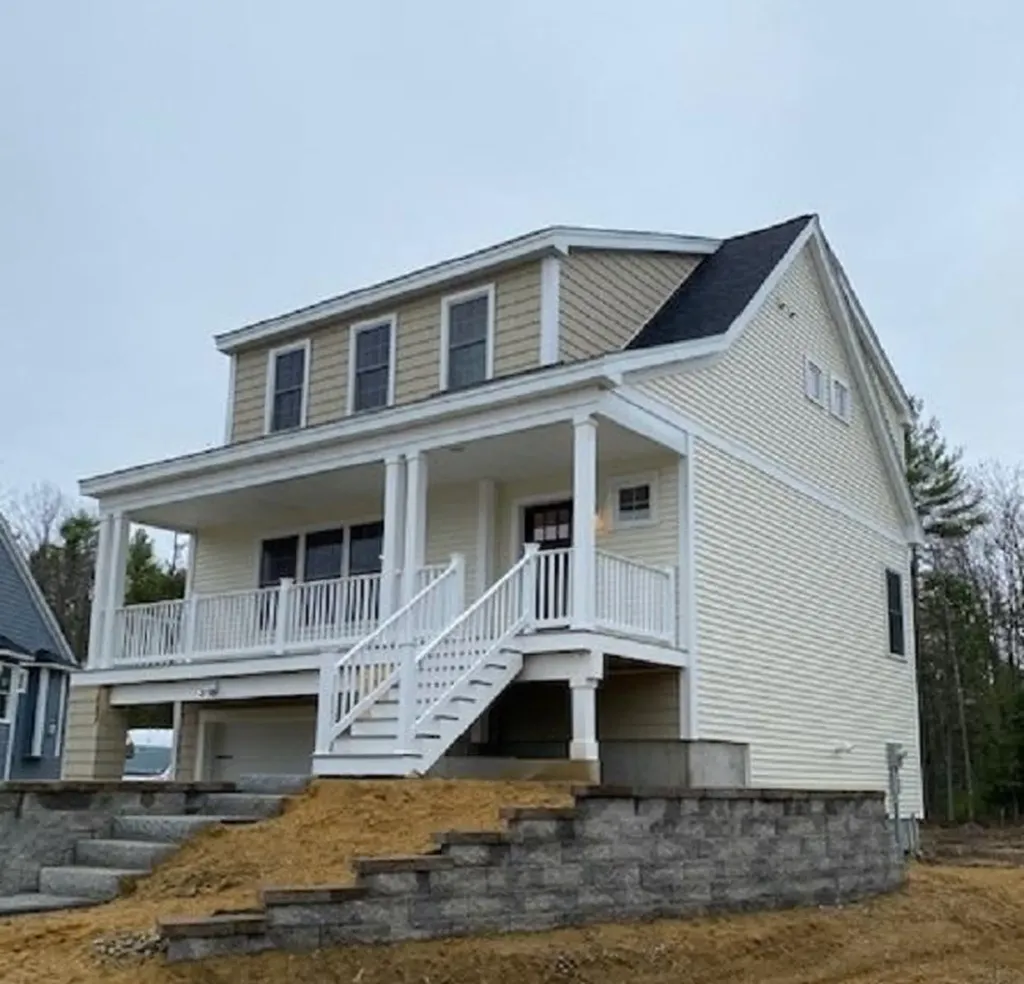 42 Huntington Way Kittery ME 03904
