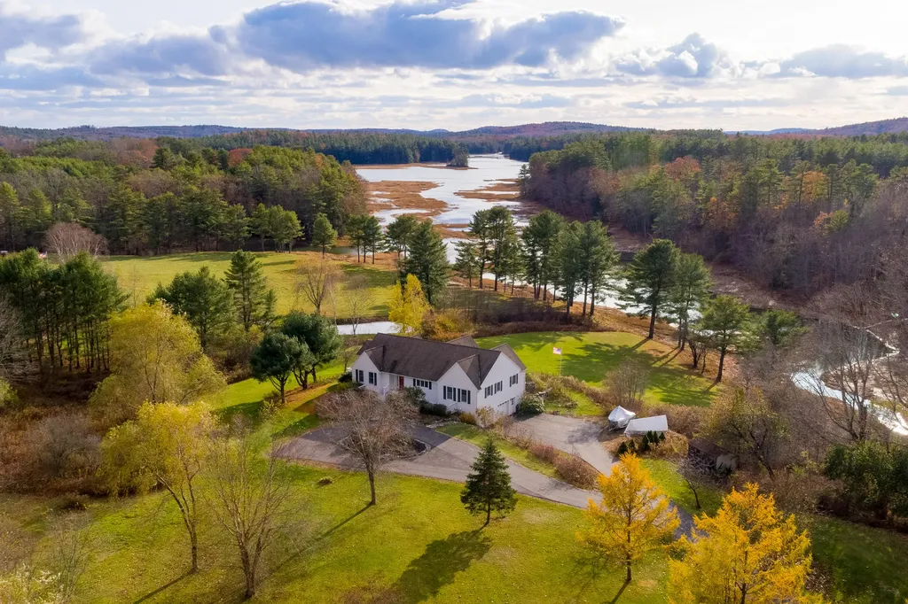 570 Sheepscot Road Newcastle ME 04553