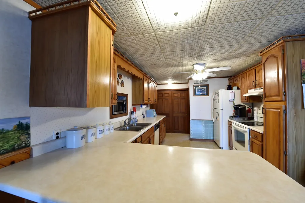 308 Stanhope Mill Road Lincoln ME 04457