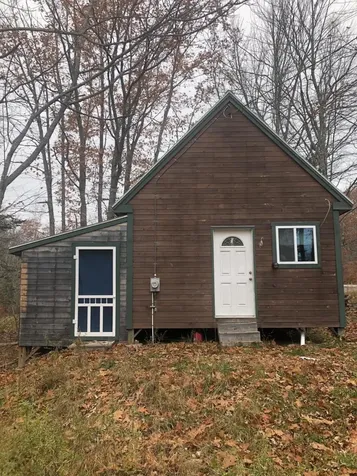 7 Flanders Road Northport ME 04849