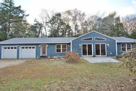 35 Halls Way Raymond ME 04071
