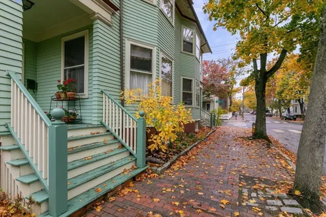 304 Spring Street Portland ME 04102