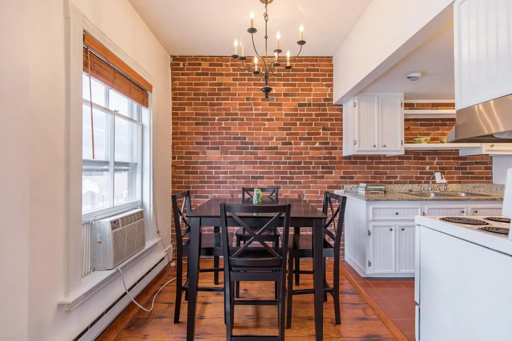 194 High Street Portland ME 04101