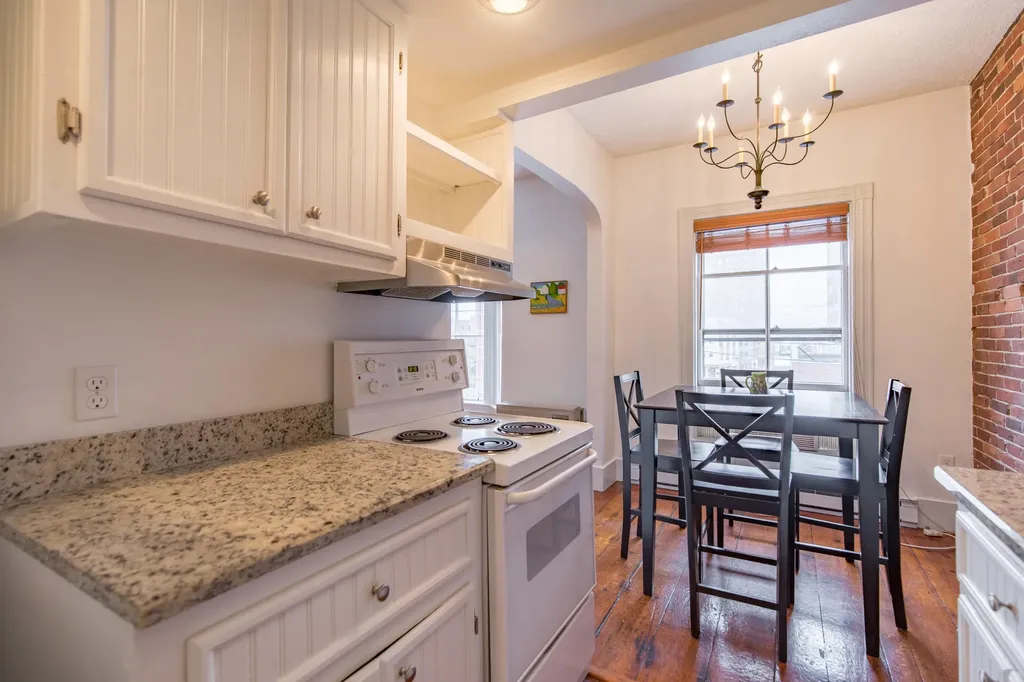194 High Street Portland ME 04101
