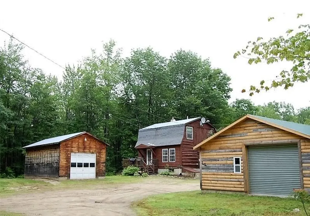 220 Streaked Mountain Road Buckfield ME 04220