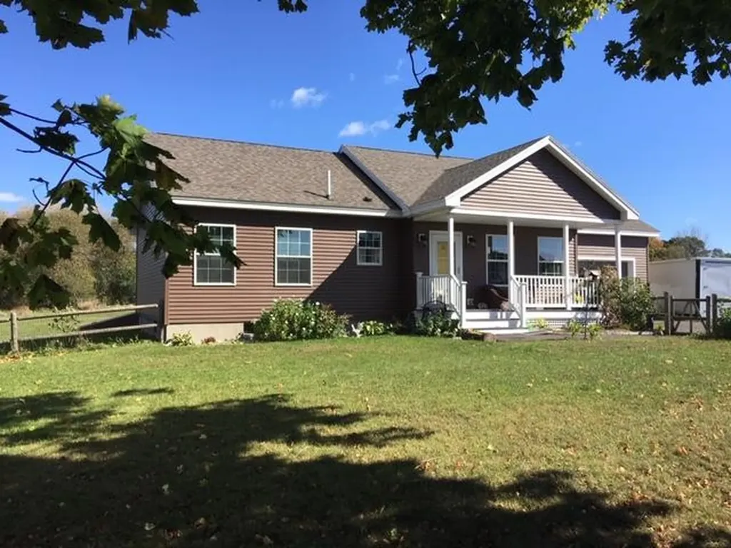 23 Riverwood Drive Rockland ME 04841