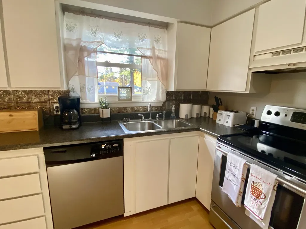 14 Rosewood Road Auburn ME 04210