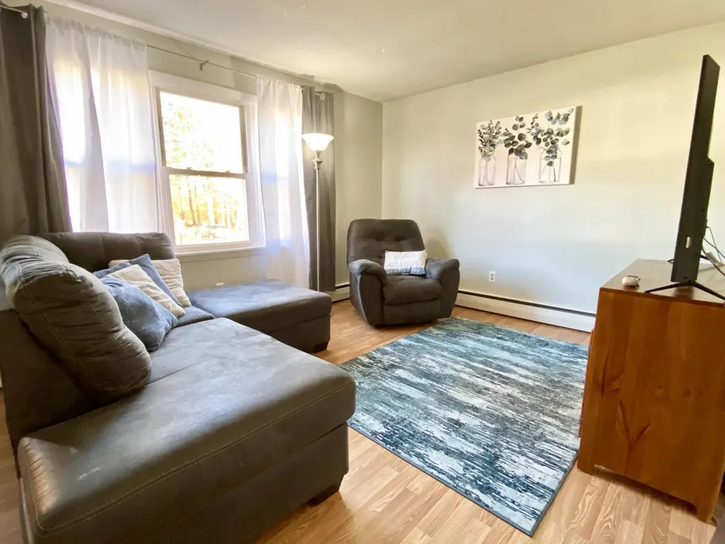 14 Rosewood Road Auburn ME 04210