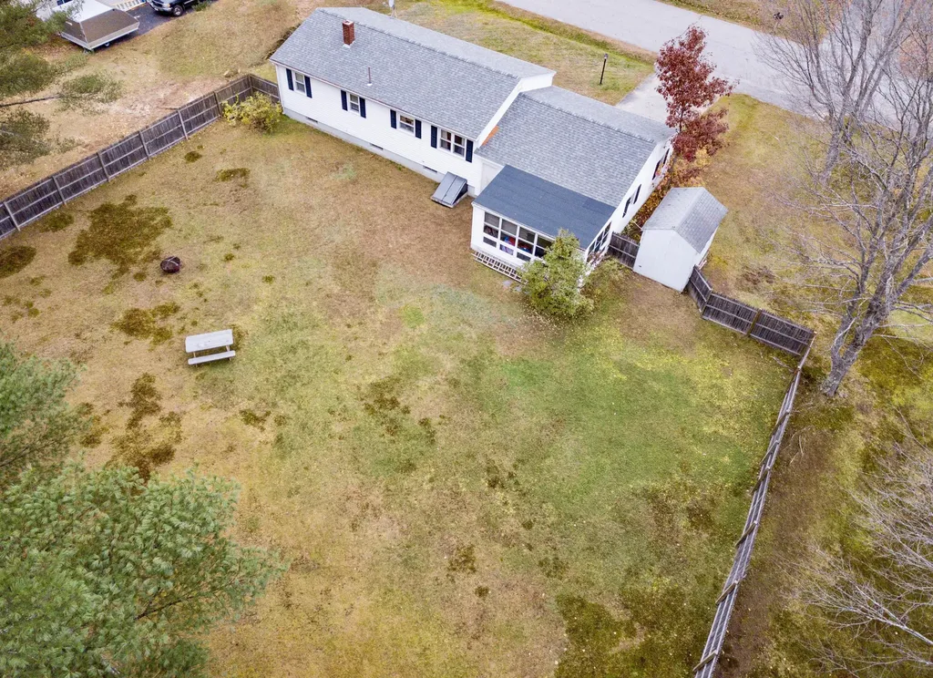 14 Rosewood Road Auburn ME 04210