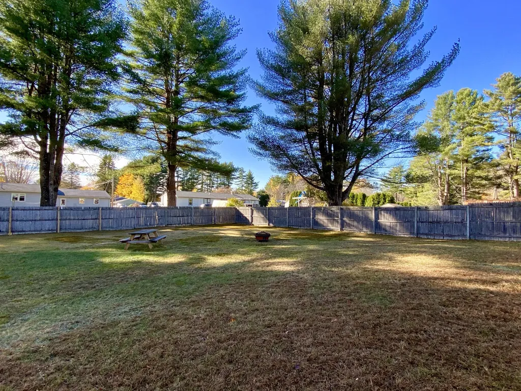14 Rosewood Road Auburn ME 04210