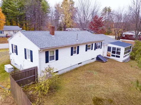 14 Rosewood Road Auburn ME 04210