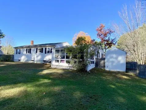 14 Rosewood Road Auburn ME 04210