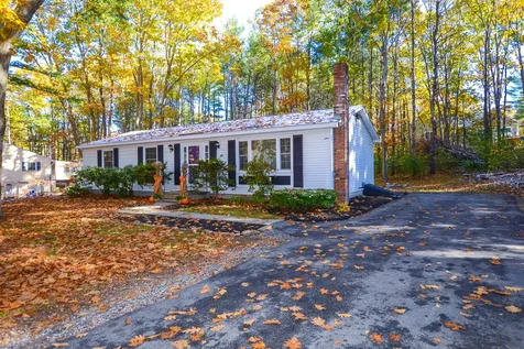 42 Raydon Road Extension York ME 03909