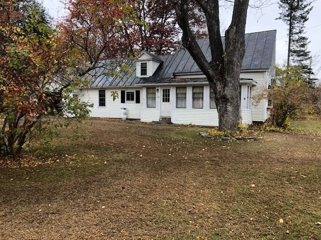 154 Greenwood Avenue Farmington ME 04938