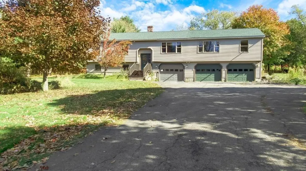 11 Windy Meadows Drive Manchester ME 04351