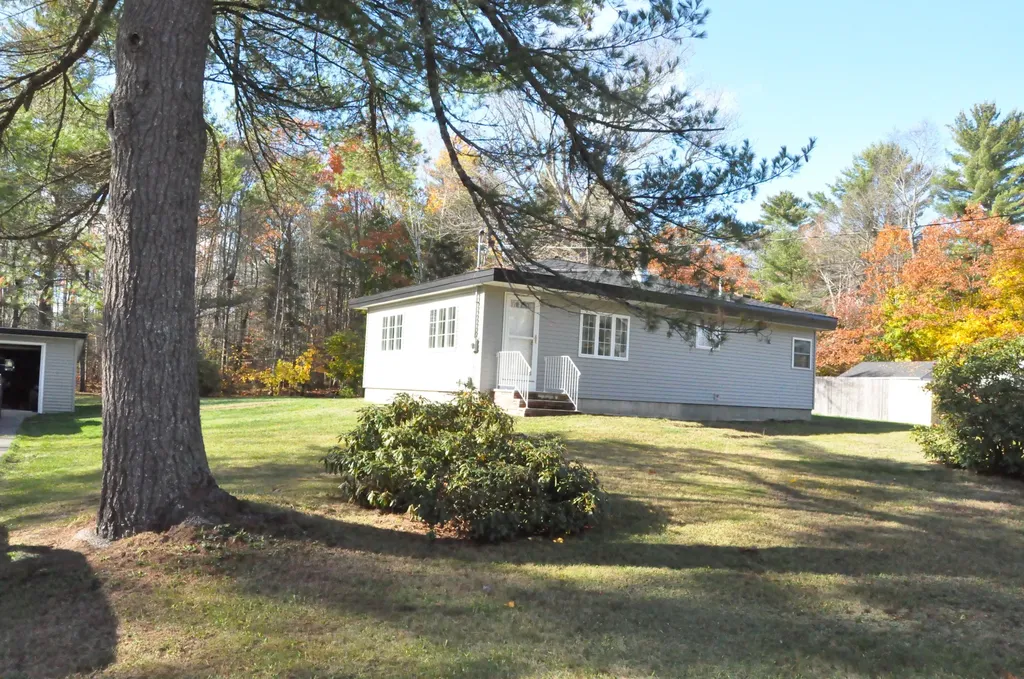 1764 Essex Street Bangor ME 04401