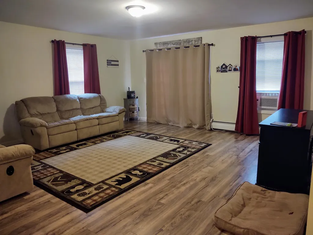 9 Harold Lane Hebron ME 04238