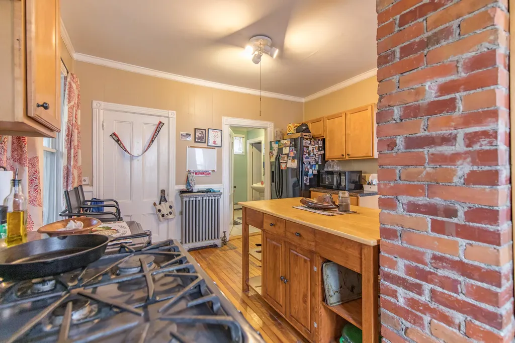 68 Roberts Street Portland ME 04102