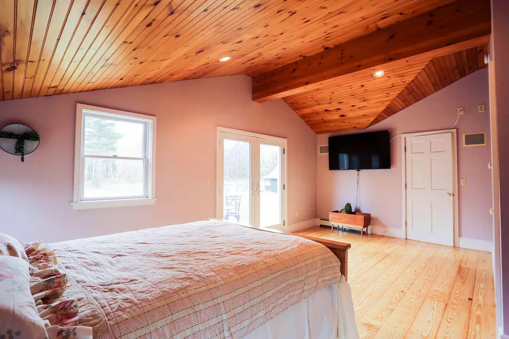 60 Cross Street Rockport ME 04856