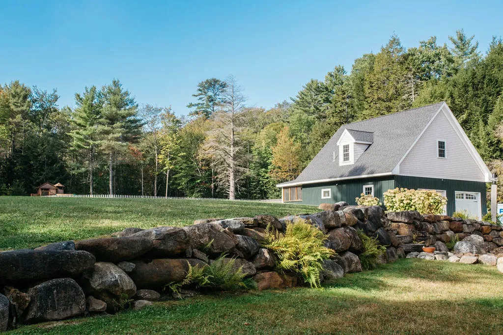 60 Cross Street Rockport ME 04856