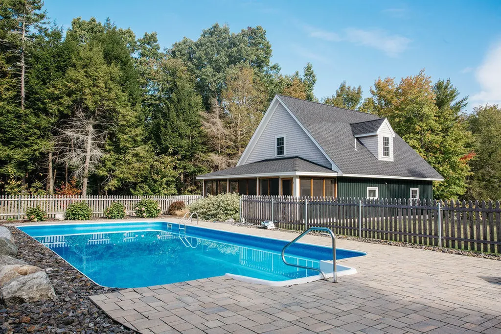 60 Cross Street Rockport ME 04856