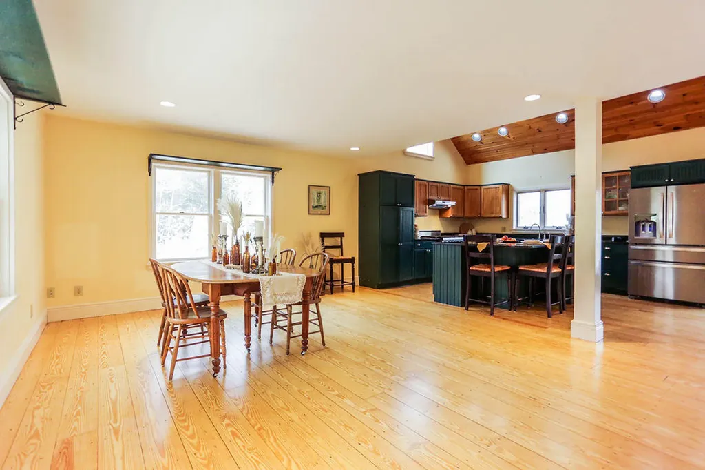 60 Cross Street Rockport ME 04856