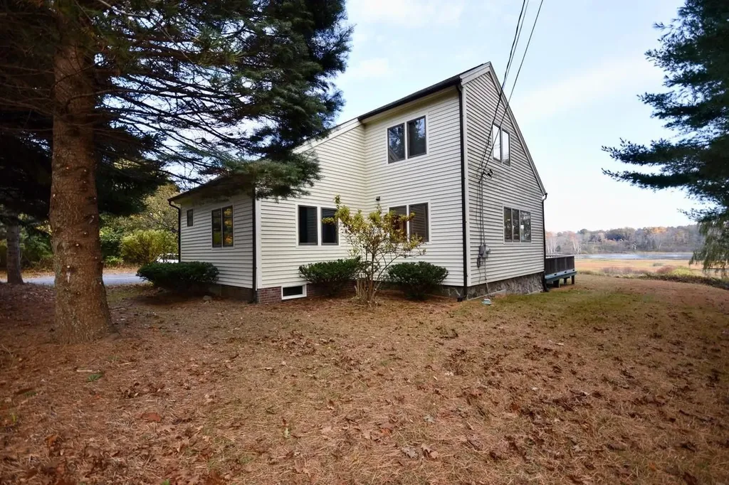171 Spurwink Road Scarborough ME 04074