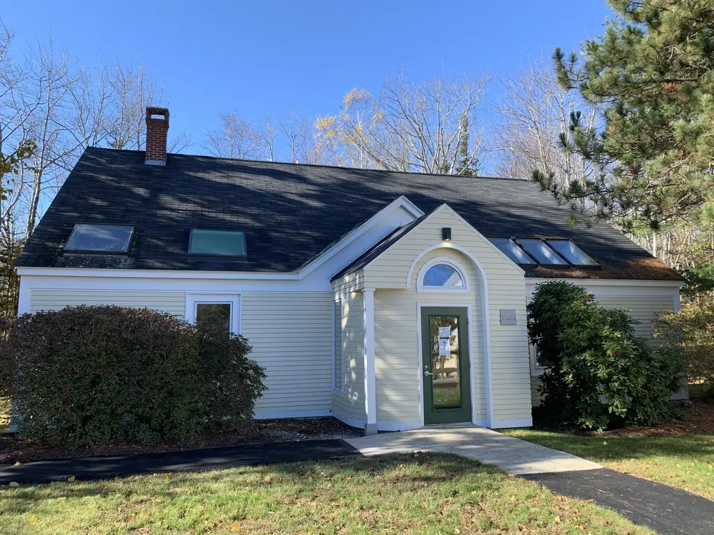 825 Commercial Street Rockport ME 04856