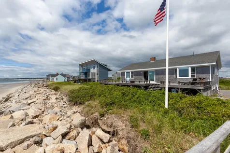 7 Gilbert Place Biddeford ME 04006