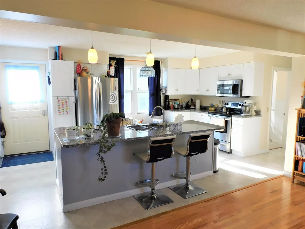 81 Birchwood Boulevard Brewer ME 04412