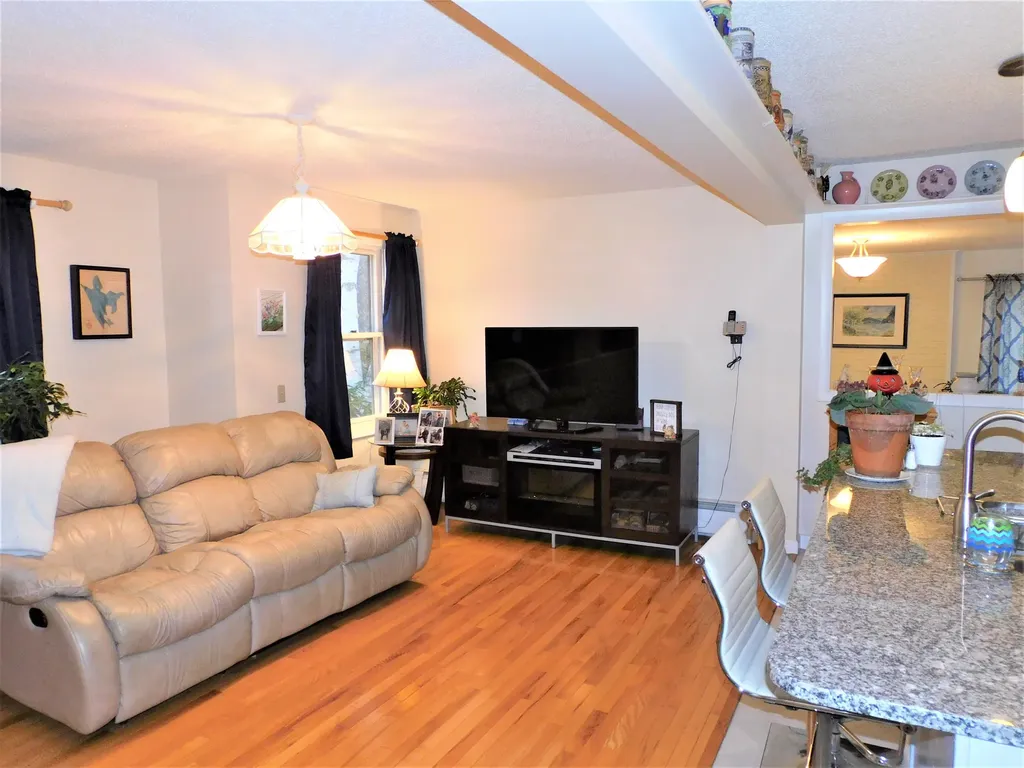 81 Birchwood Boulevard Brewer ME 04412