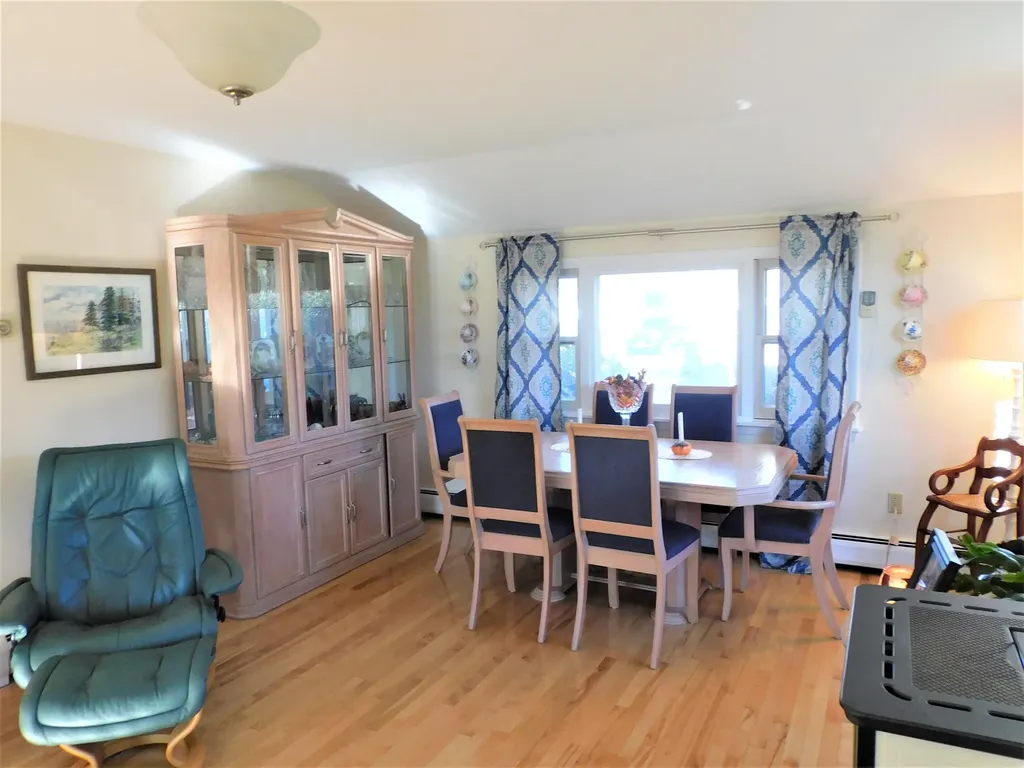 81 Birchwood Boulevard Brewer ME 04412
