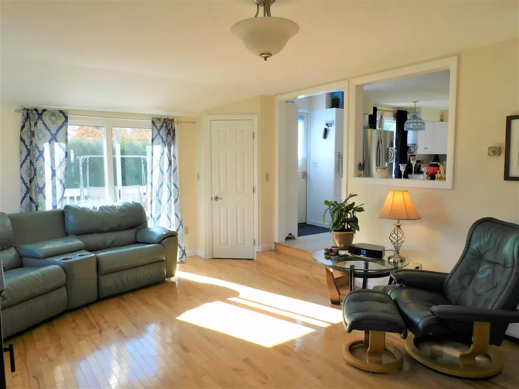 81 Birchwood Boulevard Brewer ME 04412