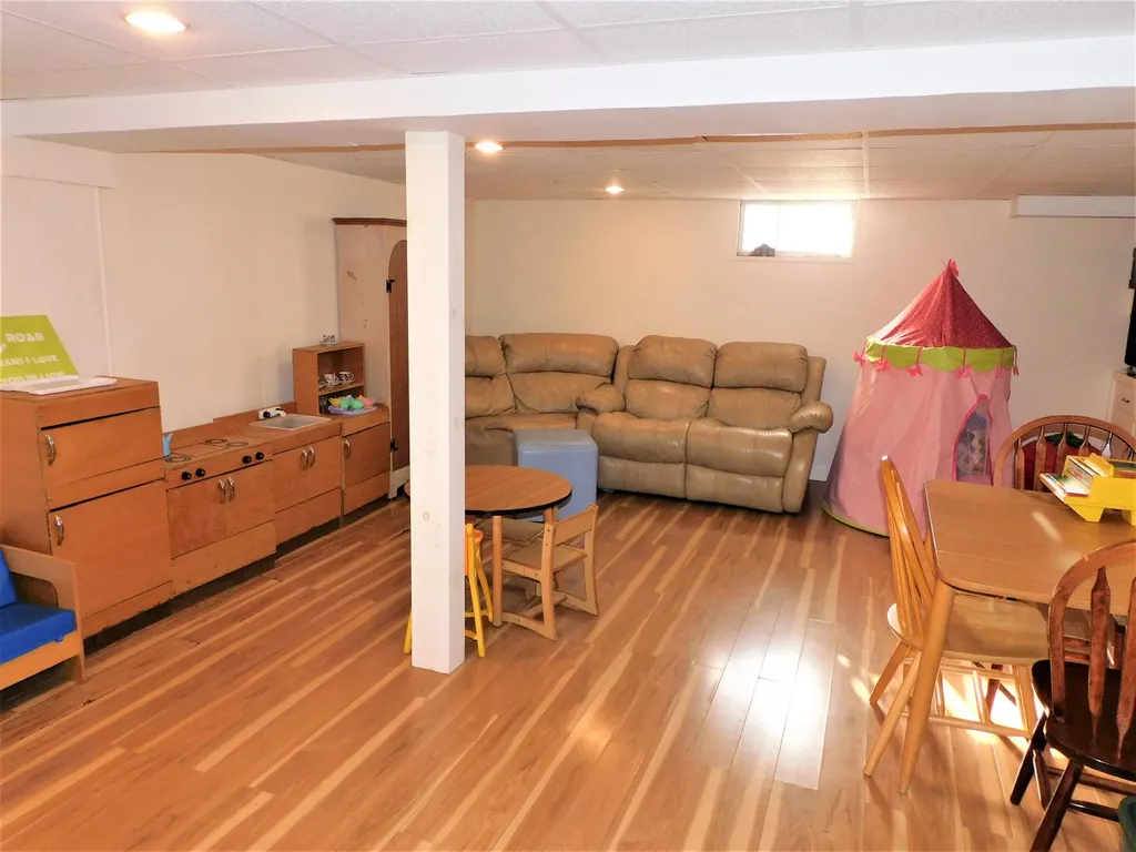 81 Birchwood Boulevard Brewer ME 04412