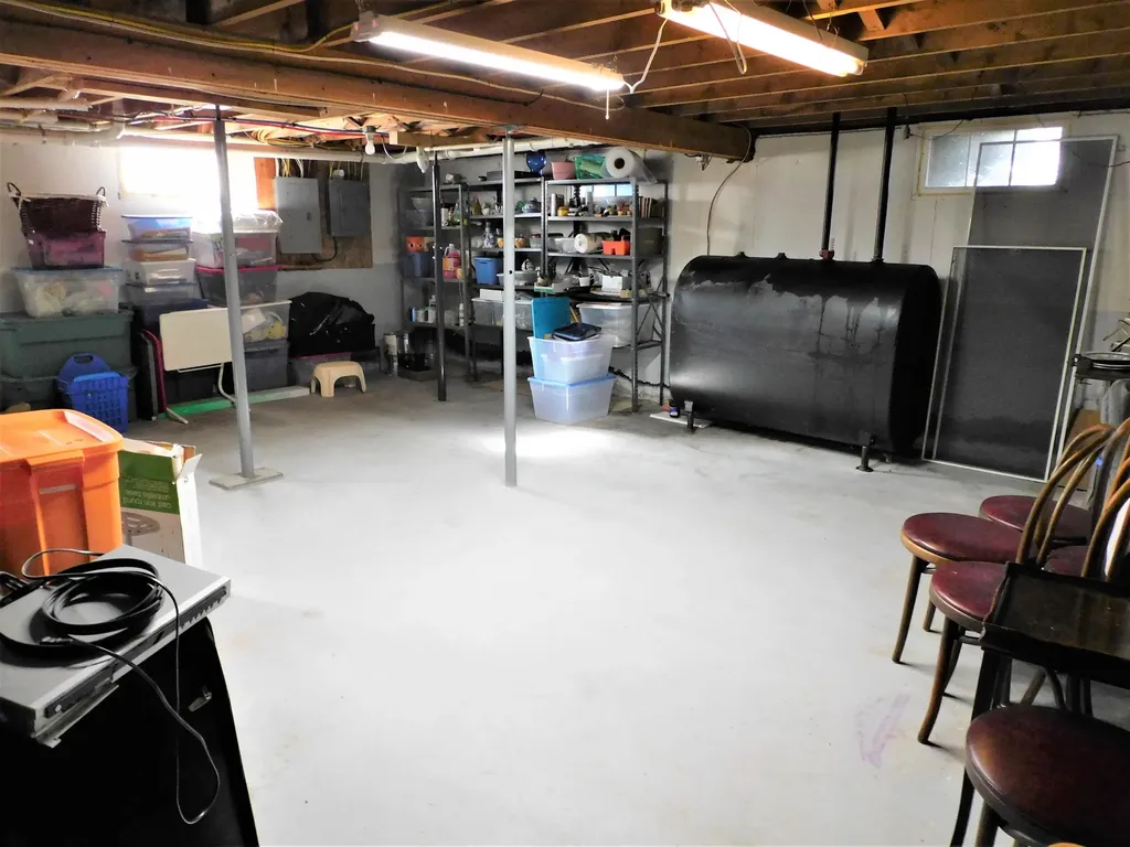 81 Birchwood Boulevard Brewer ME 04412