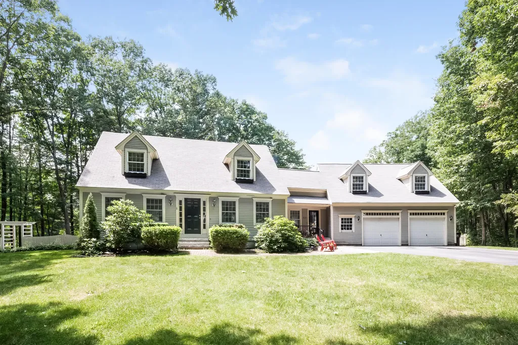 90 Whitten Road Kennebunk ME 04043