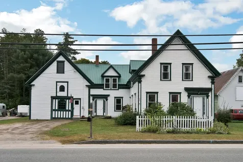 36 Maple Street Cornish ME 04020