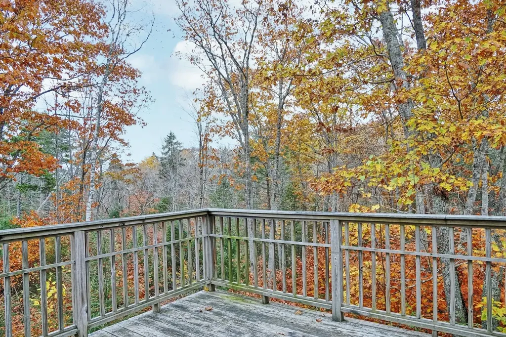 40 Todds Way Phippsburg ME 04562